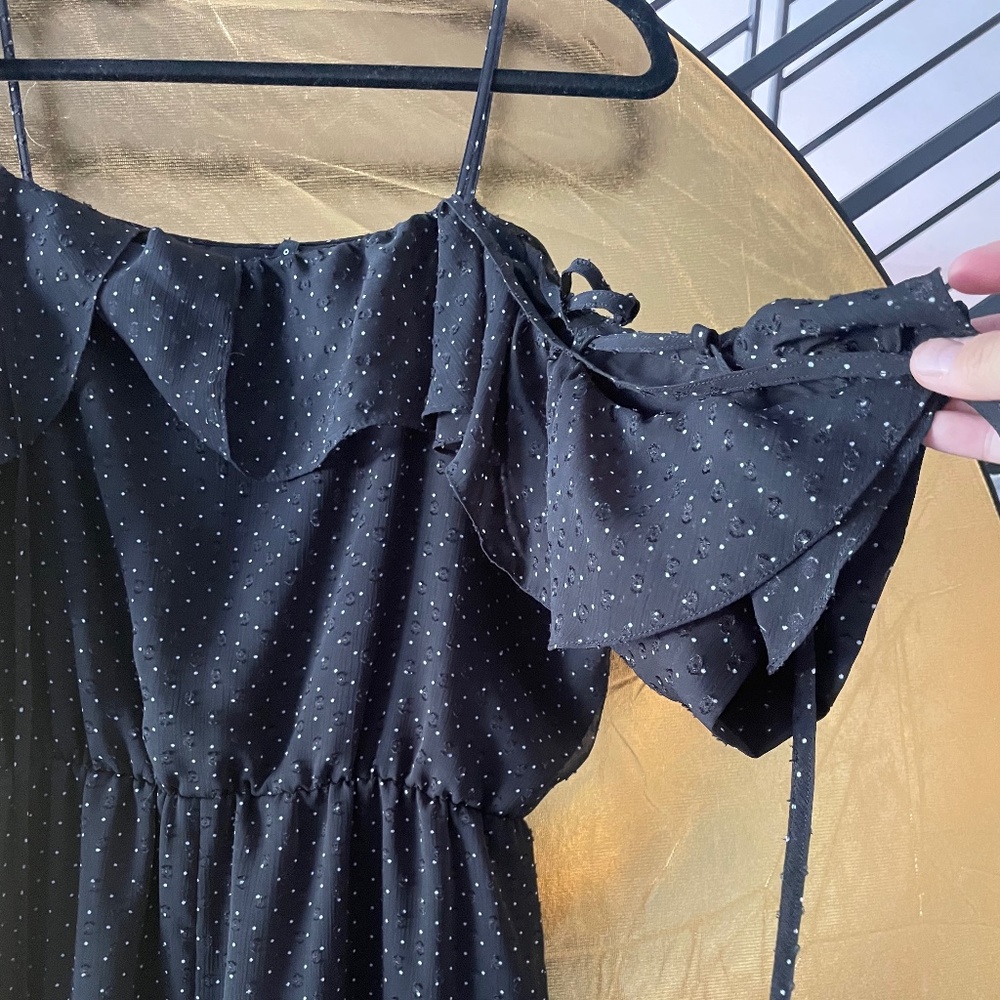 Super cute summer Club Monaco Polka Dot Jumpsuit Size 2